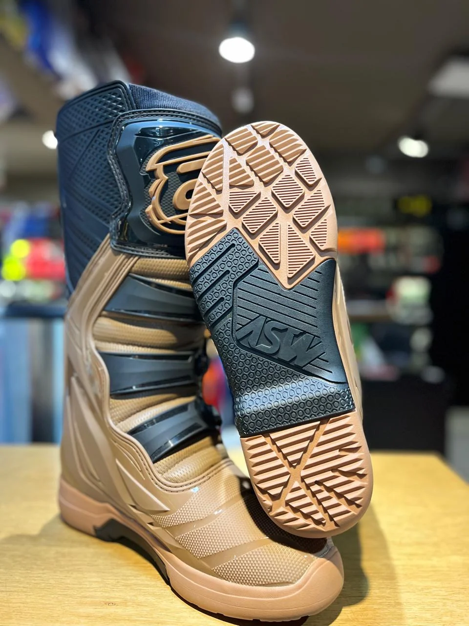 Bota ASW Elevate Enduro Marrom/Preto - Spinelli Motos Boutique